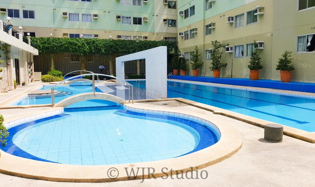 Centropolis King Bed Deluxe Aparthotel Muntinlupa City Exterior foto